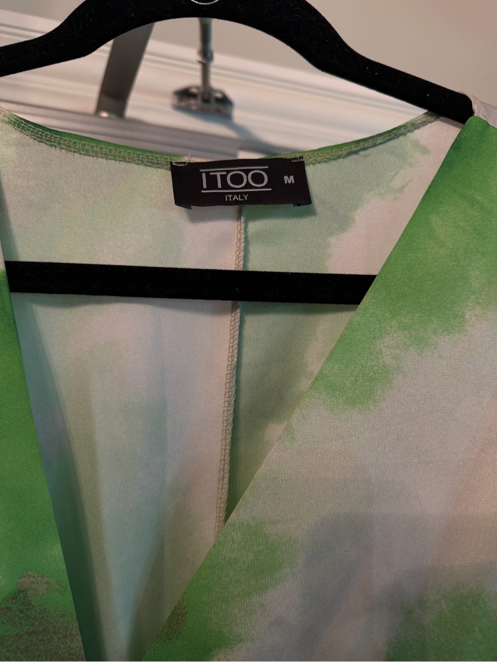 Green abstract print Maxi Dress - Picture 2 of 6